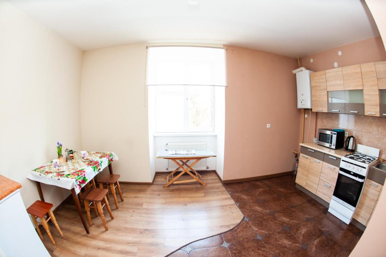 В Самому Центрі Міста, 3 Хв Ходьби До Жд Вокзалу Ternopil Exterior foto